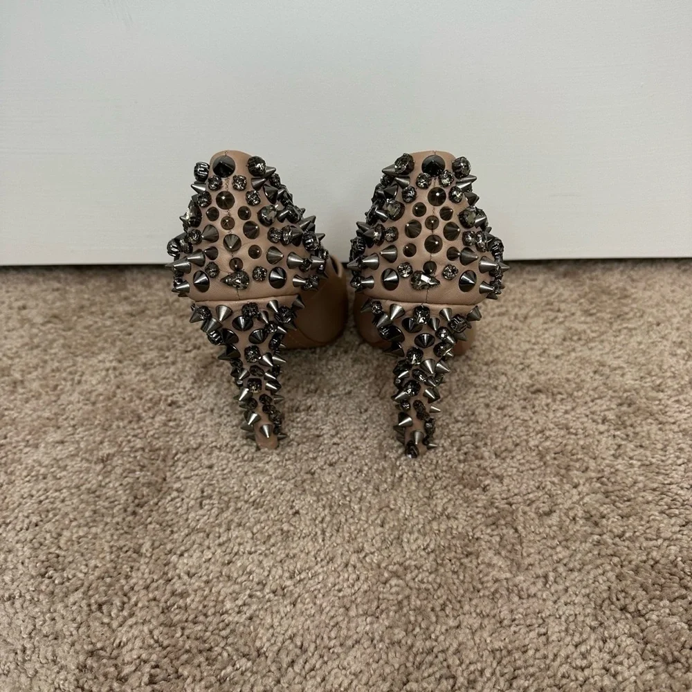Sam Edelman Lorissa Spiked Pump Nude Leather size 10